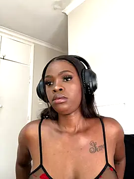 LuciousLips96 online show from 09/11/25, 08:58