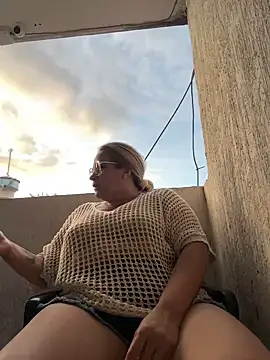 x elena x online show from 12/25/24, 10:27