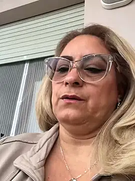 x elena x online show from 02/25/25, 10:37