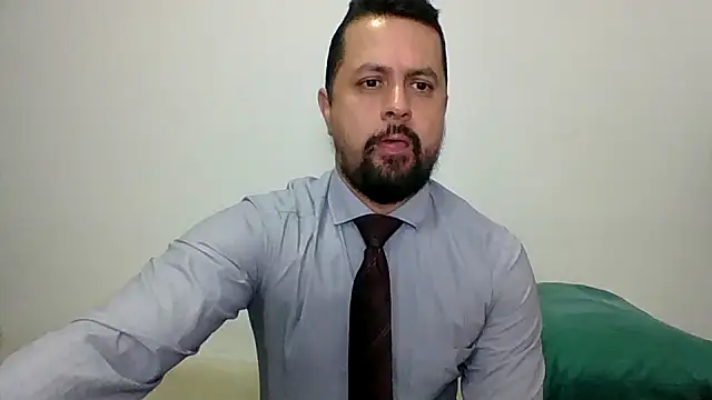 TRIISTAN KING10 online show from 02/13/26, 03:41