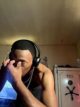 Tristris100 online show from 10/30/25, 06:19