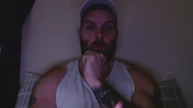 Snapshot of florida0217 chatting on 12/18/24, 05:00 florida0217 online show from 12/18/24, 05:00