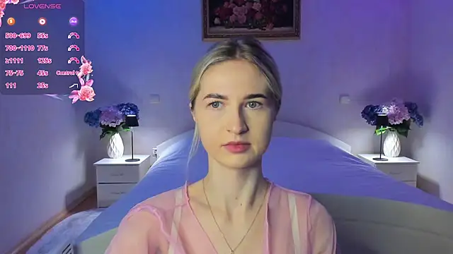 AnnaCarrera online show from 04/15/26, 07:58