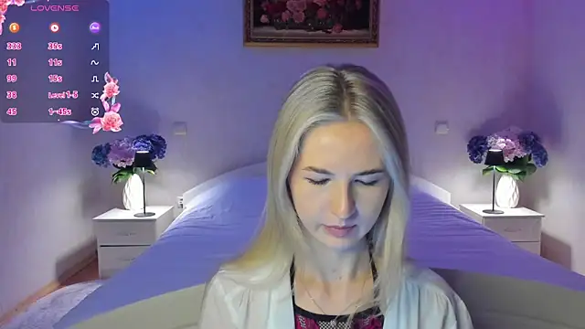 AnnaCarrera online show from 04/23/26, 07:16