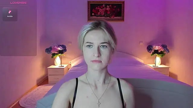 AnnaCarrera online show from 07/24/26, 08:29