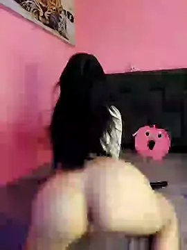 Snapshot of secretgreisy_ chatting on 12/18/24, 07:36 secretgreisy  online show from 12/18/24, 07:36