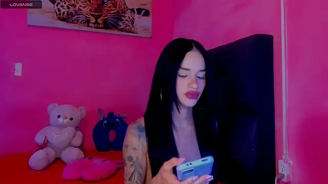 Snapshot of secretgreisy_ chatting on 03/02/25, 08:40 secretgreisy  online show from 03/02/25, 08:40