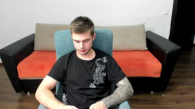 Snapshot of maks_wolfis chatting on 12/06/24, 12:23 maks wolfis online show from 12/06/24, 12:23