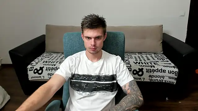 Snapshot of maks_wolfis chatting on 12/16/24, 02:25 maks wolfis online show from 12/16/24, 02:25