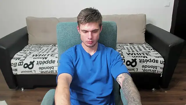 Snapshot of maks_wolfis chatting on 12/20/24, 02:30 maks wolfis online show from 12/20/24, 02:30