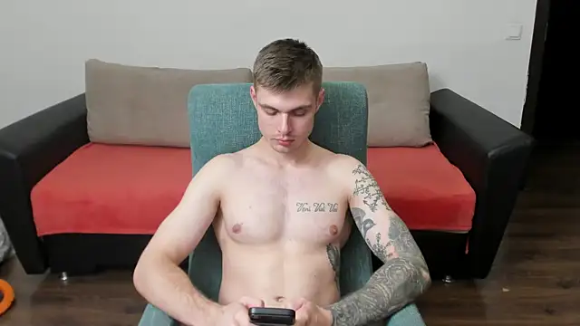 Snapshot of maks_wolfis chatting on 02/06/25, 06:35 maks wolfis online show from 02/06/25, 06:35