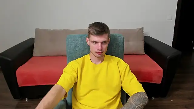 Snapshot of maks_wolfis chatting on 02/12/25, 03:05 maks wolfis online show from 02/12/25, 03:05