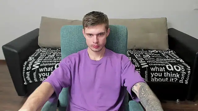 Snapshot of maks_wolfis chatting on 02/24/25, 03:09 maks wolfis online show from 02/24/25, 03:09