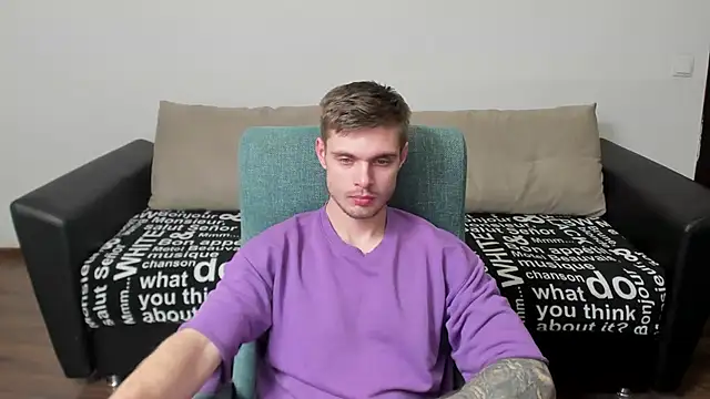 Snapshot of maks_wolfis chatting on 02/25/25, 06:09 maks wolfis online show from 02/25/25, 06:09