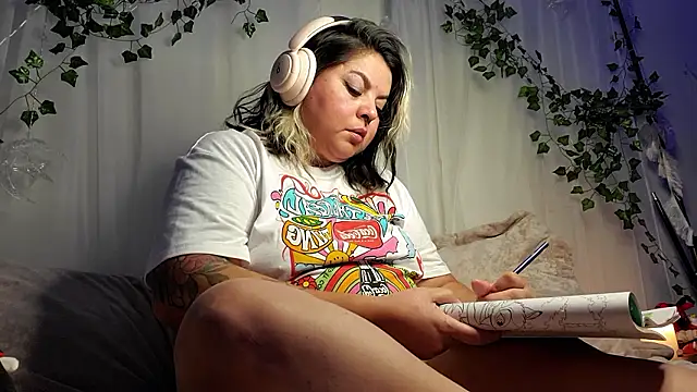 Satyn doll online show from 12/02/24, 02:31