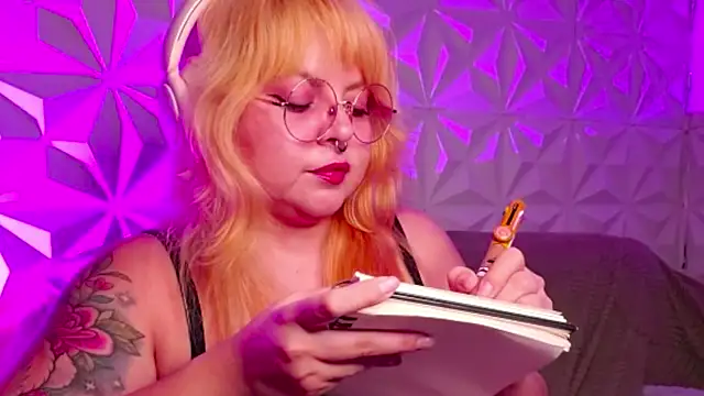 Satyn doll online show from 09/22/25, 11:07