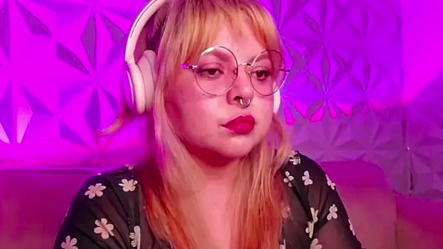 Satyn doll online show from 10/04/25, 11:14