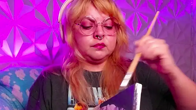 Satyn doll online show from 10/12/25, 11:15