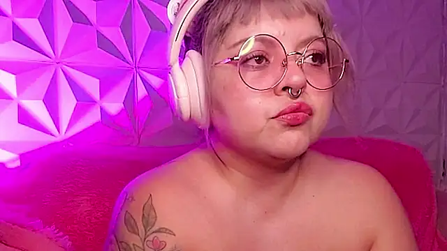 Satyn doll online show from 11/06/25, 12:22