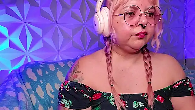 Satyn doll online show from 04/19/26, 10:12