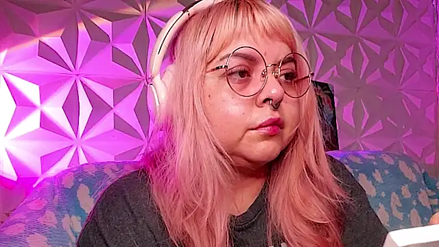 Satyn doll online show from 04/21/26, 01:53