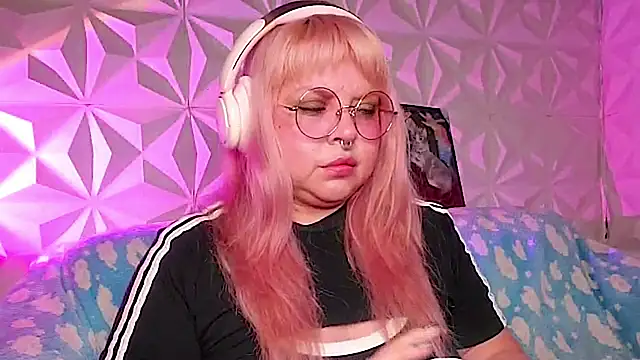 Satyn doll online show from 04/23/26, 12:12