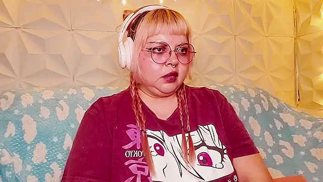Satyn doll online show from 05/15/26, 11:45