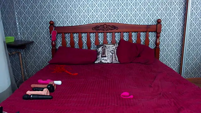 Snapshot of BeautyAnnaX chatting on 03/13/25, 12:56 BeautyAnnaX online show from 03/13/25, 12:56