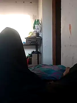 Snapshot of indianguy21 chatting on 12/08/24, 11:24 indianguy21 online show from 12/08/24, 11:24