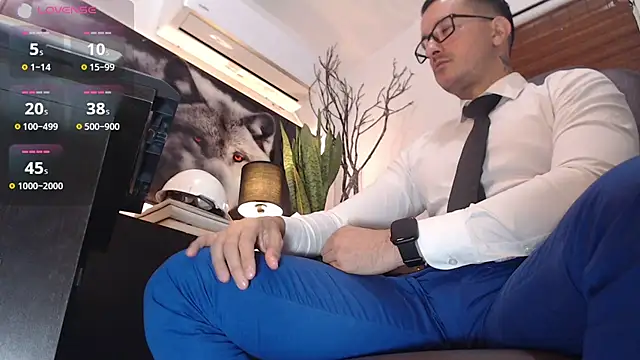 Snapshot of randyluke chatting on 01/06/25, 10:58 randyluke online show from 01/06/25, 10:58