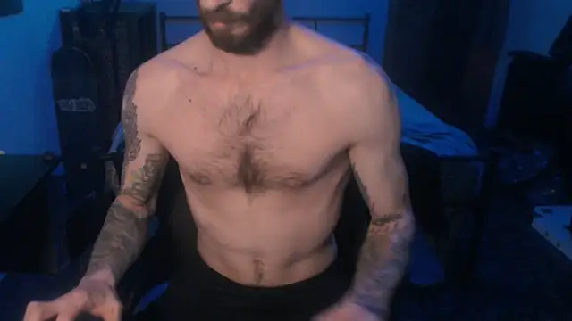 Snapshot of SexxxyLouis chatting on 01/16/25, 02:08 SexxxyLouis online show from 01/16/25, 02:08