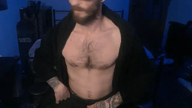 Snapshot of SexxxyLouis chatting on 01/22/25, 01:53 SexxxyLouis online show from 01/22/25, 01:53