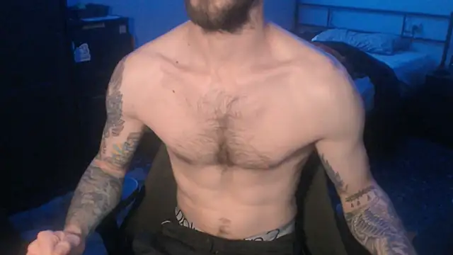 Snapshot of SexxxyLouis chatting on 03/22/25, 11:00 SexxxyLouis online show from 03/22/25, 11:00