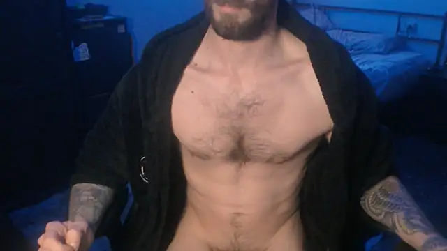 Snapshot of SexxxyLouis chatting on 03/22/25, 05:52 SexxxyLouis online show from 03/22/25, 05:52