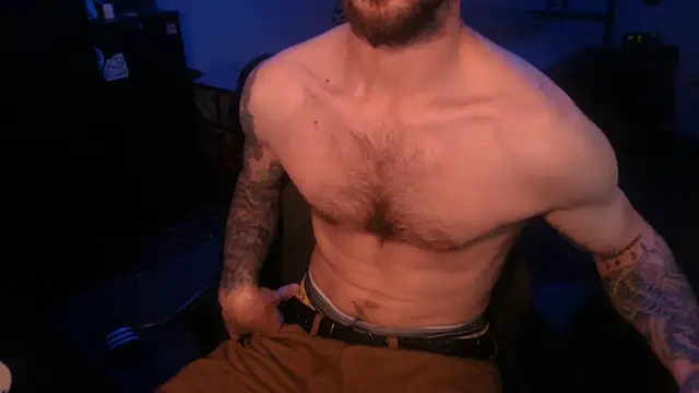 Snapshot of SexxxyLouis chatting on 09/14/25, 08:46 SexxxyLouis online show from 09/14/25, 08:46