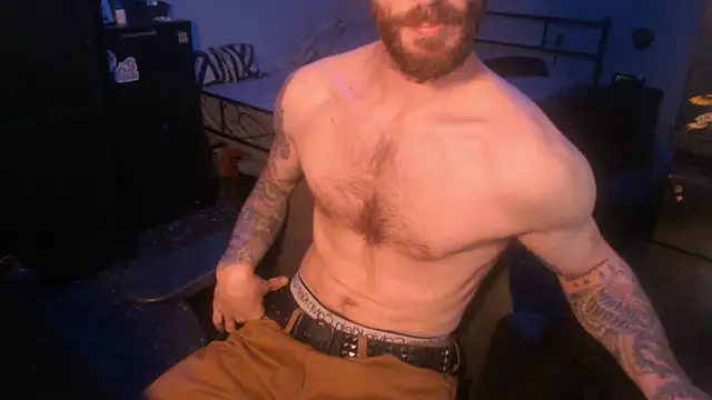 Snapshot of SexxxyLouis chatting on 09/17/25, 11:12 SexxxyLouis online show from 09/17/25, 11:12