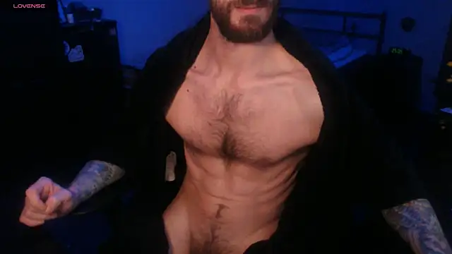 Snapshot of SexxxyLouis chatting on 10/11/25, 09:30 SexxxyLouis online show from 10/11/25, 09:30