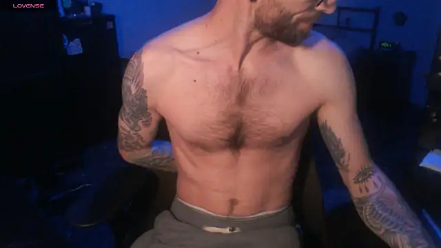 SexxxyLouis online show from 10/29/25, 07:43