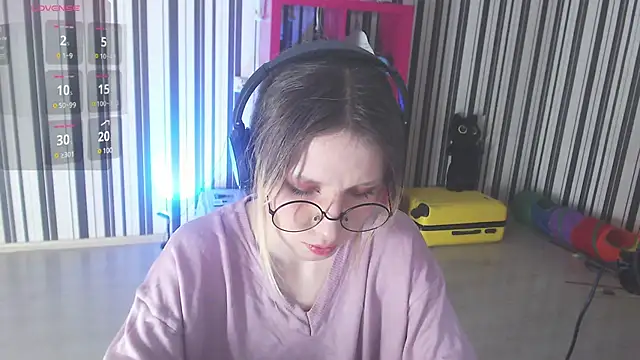 Snapshot of _Hanna_Moon_ chatting on 12/24/24, 05:23 Hanna Moon online show from 12/24/24, 05:23