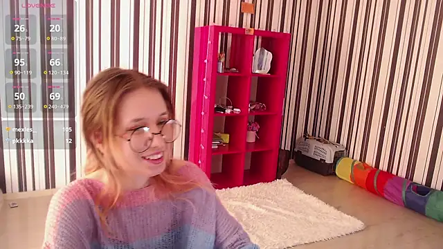 Snapshot of _Hanna_Moon_ chatting on 03/19/25, 10:55 Hanna Moon online show from 03/19/25, 10:55