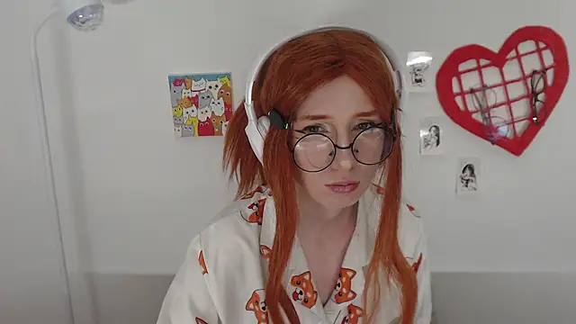 Snapshot of _Hanna_Moon_ chatting on 06/11/26, 12:14 Hanna Moon online show from 06/11/26, 12:14