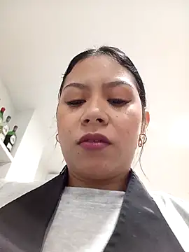 little susie online show from 12/19/25, 11:50