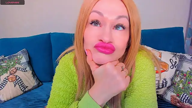 EllenMoore online show from 11/23/25, 03:17