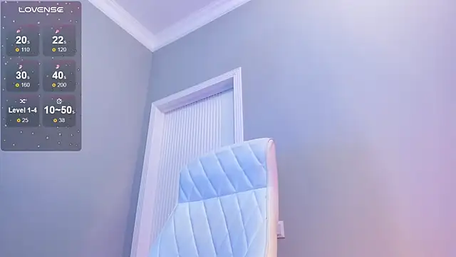 Snapshot of akura011 chatting on 10/30/25, 05:53 akura011 online show from 10/30/25, 05:53