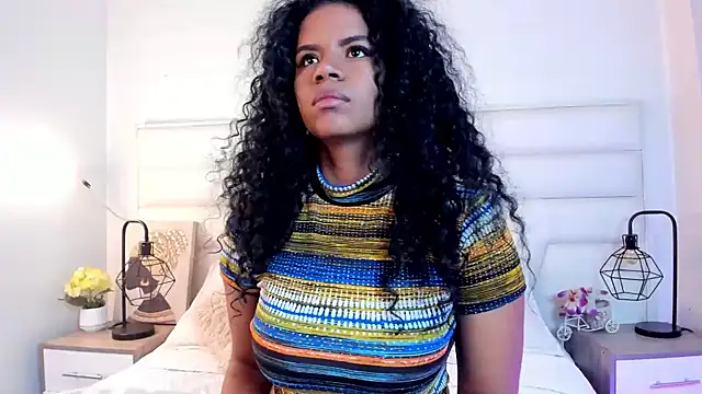 Ellie Alves online show from 12/14/24, 03:04