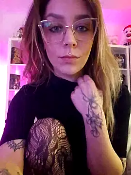 LilyOrion online show from 03/01/26, 01:51