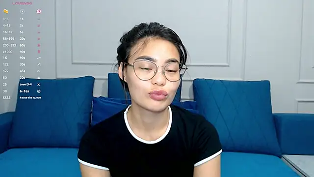 Snapshot of kwana_colada chatting on 10/15/25, 05:13 kwana colada online show from 10/15/25, 05:13