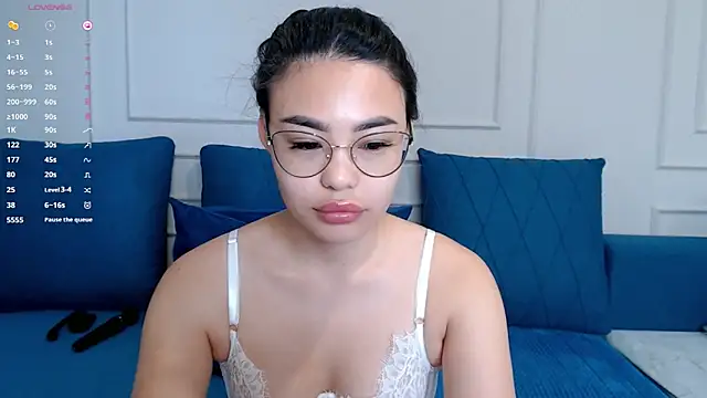 Snapshot of kwana_colada chatting on 06/08/26, 10:59 kwana colada online show from 06/08/26, 10:59