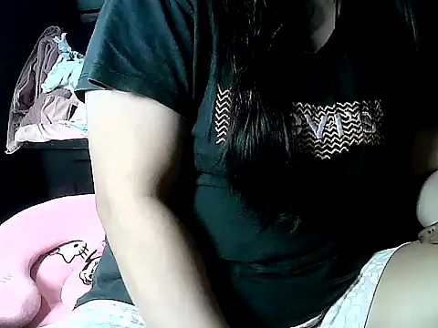 XbighotbootyX online show from 10/01/25, 10:38