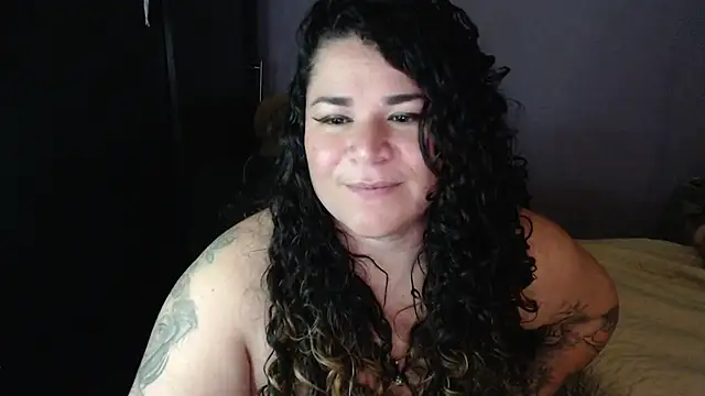 Snapshot of ANGELIQUE_KLANE chatting on 01/12/25, 09:19 ANGELIQUE KLANE online show from 01/12/25, 09:19